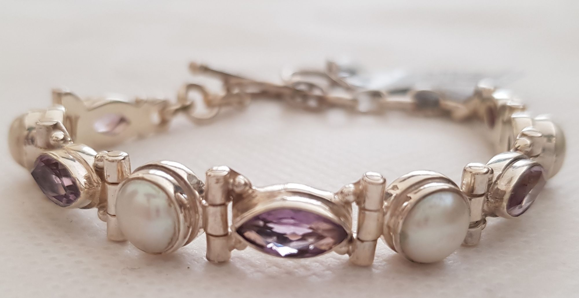 Pearl and Amethyst Silver bracelet