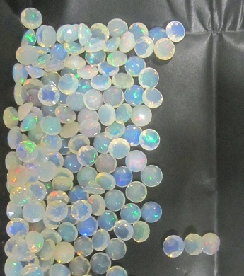 6mm Ethiopian opal round faceted