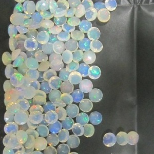 6mm Ethiopian opal round faceted