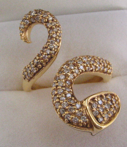 Adjustable snake ring  with Diamond