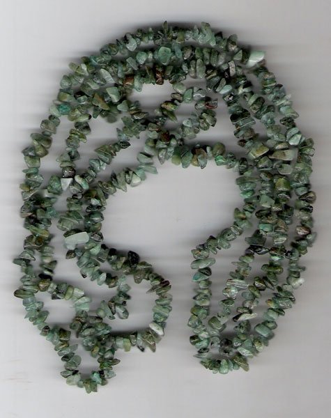 Emerald chip beads 36''