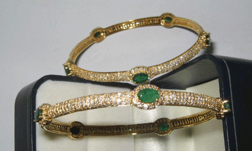 Emerald diamond Gold Bangle