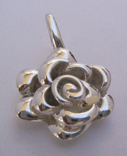 Flower silver pendant