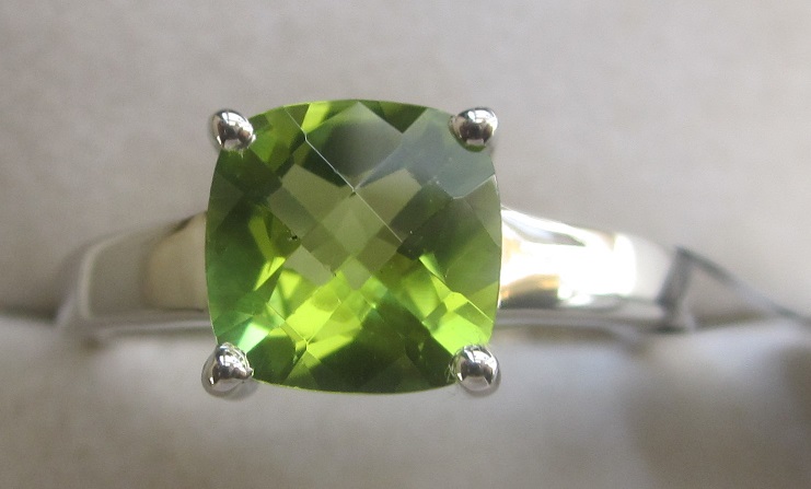 Gold Ring With Peridot