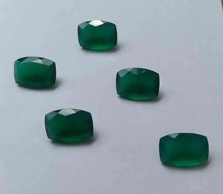 Green onyx 14x10 cushion faceted