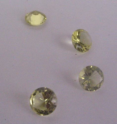 Iemon Quartz Diamond Round faceted