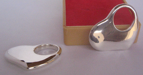 Plain silver pendant