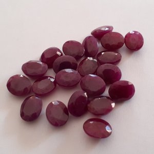Ruby oval faceted