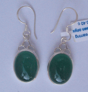 Silver earring in Green onyx