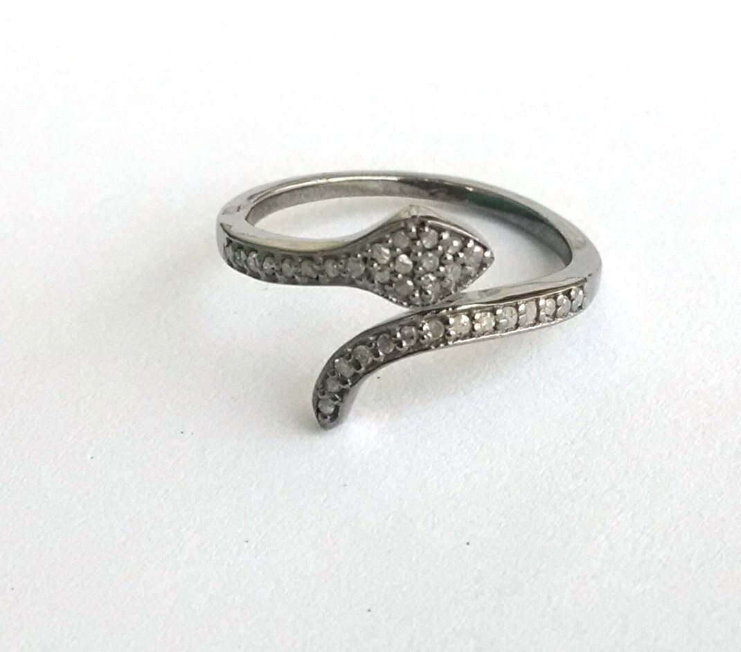 Single cut diamond ring