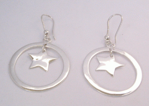 Star in Circle Plain silver earing
