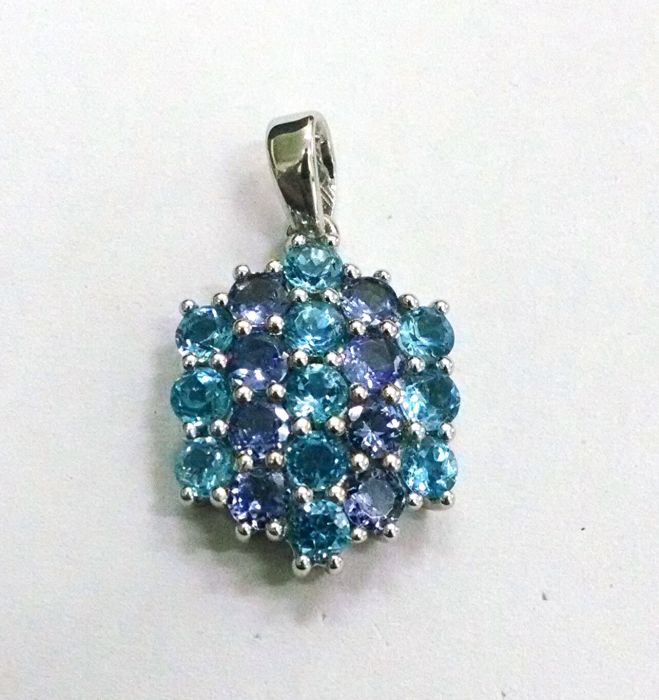 Swiss blue and tanzanite pendant
