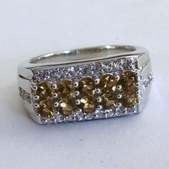 Whiskey quartz heavy ring